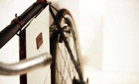 Bicycle-Bound Briefcases Image 7