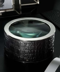 Luxury Reading Magnifiers Image 3