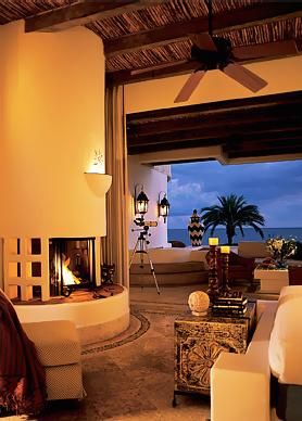 12 Fancy Pet Retreats