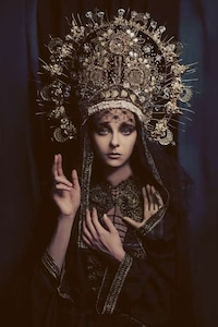 Historically Ornate Portraits Image 2