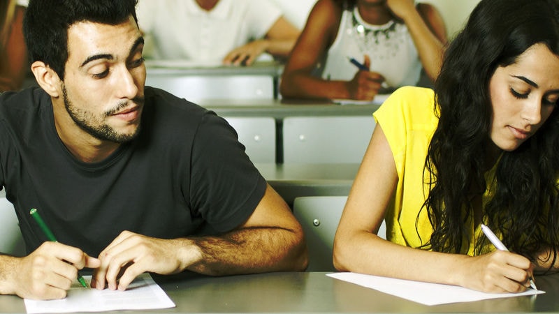 Crowdsourced Homework Help Apps