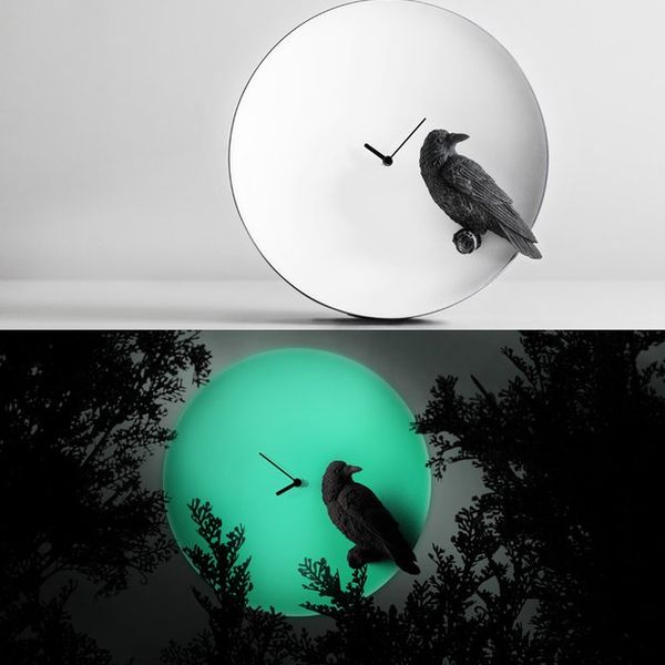 14 Bizzarre Wall Clock Gift Ideas