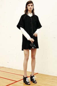British Streetwear-Inspired Fashion Image 2