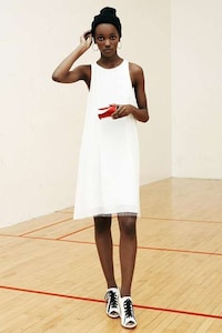British Streetwear-Inspired Fashion Image 7