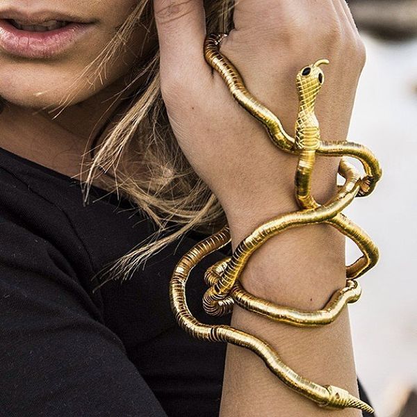 11 Bizarre Bracelet Gift Ideas