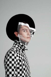 Bizarre Boyish Editorials Image 7