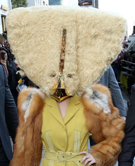 33 Lady Gaga Hairstyle Innovations