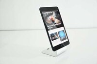 Minimalist Angular Tablet Stands Image 3