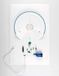 Simplistic Functional Paper Speakers Image 5