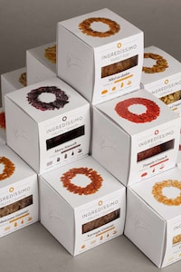 Ring-Arranged Branding Image 2