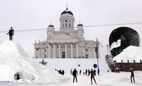Urban Snow Playgrounds Image 3