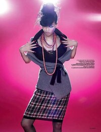 Femininely Punk Fashion Image 6