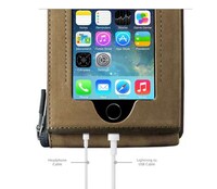 Concealed Chic Phone Wallets Image 5