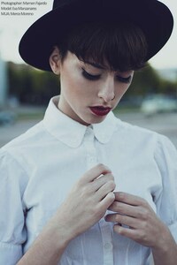 Amish-Like Tomboy Fashion Image 6