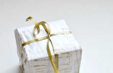 Chic Homemade Gift Wrap