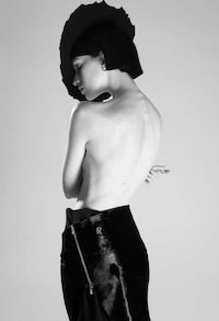 Shadowed Monochromatic Editorials Image 6