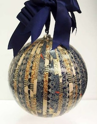 Celeb-Designed Ornaments Image 8
