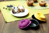 Filling-Focused Baking Molds Image 4