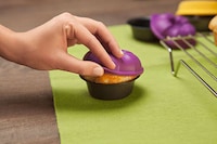 Filling-Focused Baking Molds Image 6