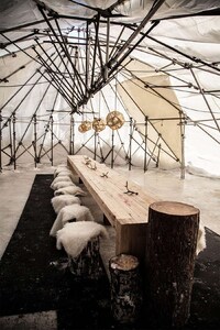 Icy Dining Experiences Image 5