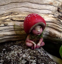 Sleeping Forest Fairy Figurines Image 7