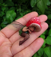 Sleeping Forest Fairy Figurines Image 8