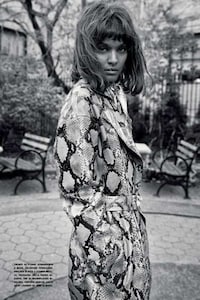 90s City Girl Editorials Image 6