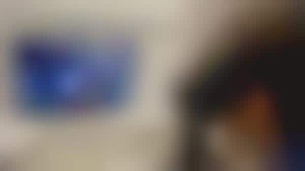 Movement-Tracking Gaming Goggles