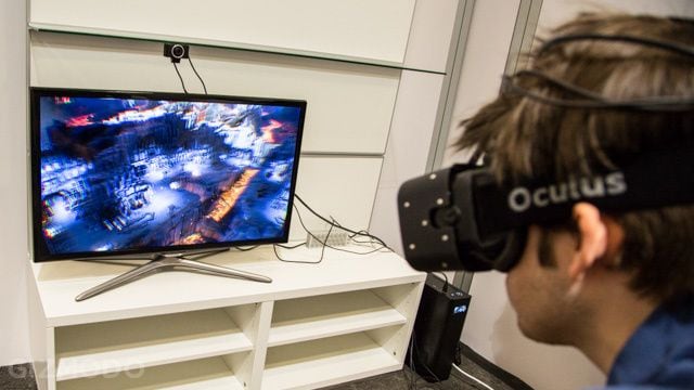 Movement-Tracking Gaming Goggles