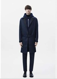 Molecular-Inspired Menswear Image 6