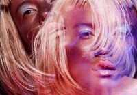 Glitter-Glazed Beauty Shoots  Image 4