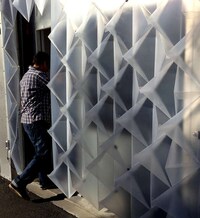Translucent Temporary Facades Image 3