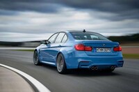 Polished Powerful Sedans Image 5