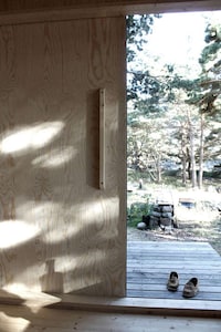 Minimalist Wooden Cabins Image 8