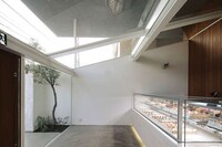 Hovering Space-Like Homes Image 4