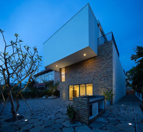Structural Geometrical Villas