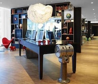 Social-Promoting Hotels Image 5