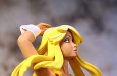 Svelt Super Lady Statues