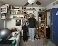 Empty Nesting Photography Image 2