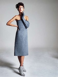 Elegantly Textured Fashion Image 7