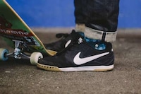 Impressively Slim Skateboard Shoes Image 3