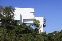 Mood Responsive Resorts Image 8