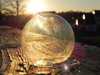 Feathered Frozen Bubbles Image 8