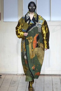 Marvelous Mask-Filled Runways Image 5