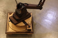 Robotic Light Sculptures Image 8