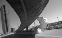 Giant Geometric Head Sculptures Image 4