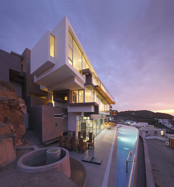 Monumental Peruvian Party Pads