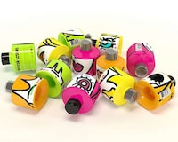 Mix-and-Match Facial Merchandizing Image 5