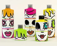Mix-and-Match Facial Merchandizing Image 6