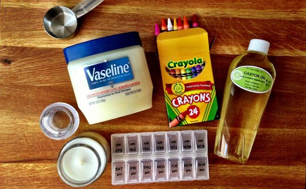 DIY Crayon Lip Colours
